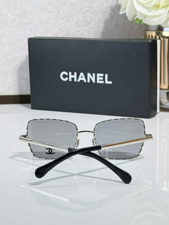 Picture of Chanel Sunglasses _SKUfw77817278fw